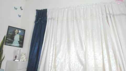 Snapshot of annigv chatting on March 7, 11:40 am Angels Melody online show from March 7, 11:40 am