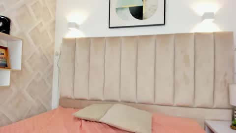 Annie Queen online show from November 29, 2:58 am