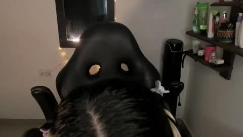 Snapshot of annikamerliahh_ chatting on January 7, 12:57 am Annika online show from January 7, 12:57 am