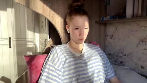 Kira online show from March 19, 12:53 pm