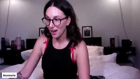 Snapshot of annmarieferrara chatting on February 27, 4:01 am Ann online show from February 27, 4:01 am