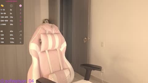 Snapshot of annnelson3 chatting on October 3, 12:13 pm Sofi online show from October 3, 12:13 pm