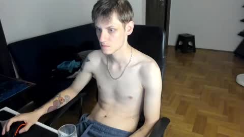    online show from October 3, 1:24 am