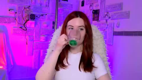 Snapshot of annterry chatting on March 28, 8:47 am Ann Terry 3 online show from March 28, 8:47 am