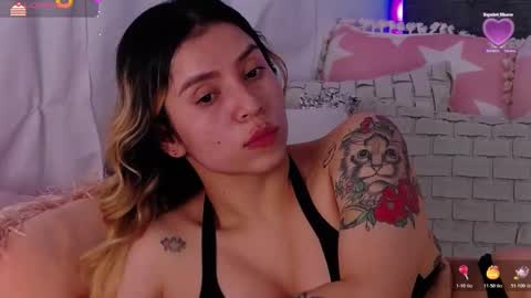 Snapshot of anntonellalee chatting on October 19, 2:01 am Antonella Lee online show from October 19, 2:01 am