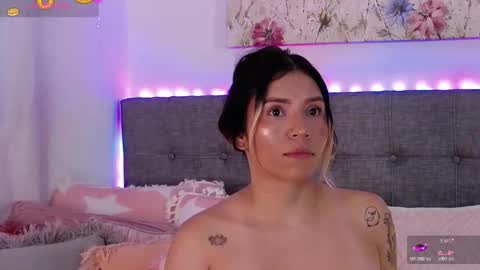 Snapshot of anntonellalee chatting on November 7, 9:26 pm Antonella Lee online show from November 7, 9:26 pm