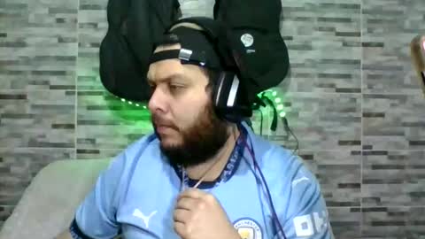 lion kennedy independent model moderator online show from February 12, 2:06 am