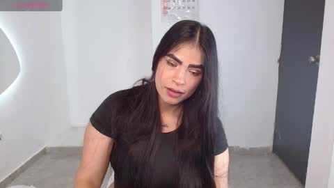 Snapshot of anny_20_x_ chatting on April 19, 3:39 am Anny online show from April 19, 3:39 am