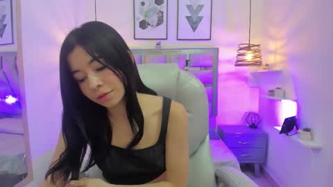 Snapshot of anny_bridge chatting on November 18, 1:04 pm Anny bridge online show from November 18, 1:04 pm