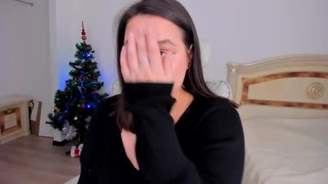 Anna online on weekends online show from December 8, 9:46 am