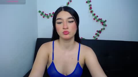 Anny online show from March 3, 6:58 pm