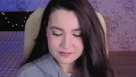 Annie online show from February 21, 3:40 am