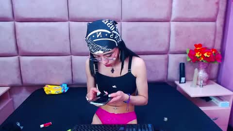 Anny online show from December 20, 12:49 pm