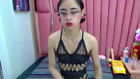 Anny online show from January 23, 1:24 pm