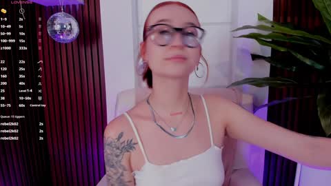 Snapshot of annybuny chatting on January 25, 2:47 pm Ana online show from January 25, 2:47 pm