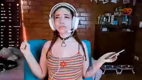 Snapshot of annycolin chatting on March 4, 10:16 pm Anny IG online show from March 4, 10:16 pm