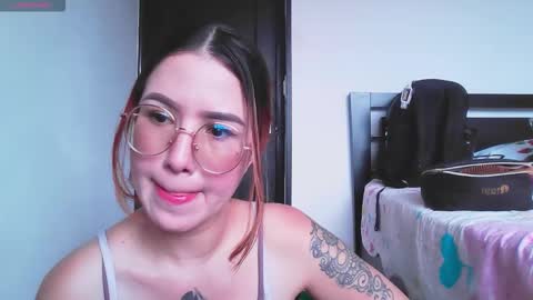 Snapshot of annyhathaway chatting on January 16, 9:19 pm Anny online show from January 16, 9:19 pm