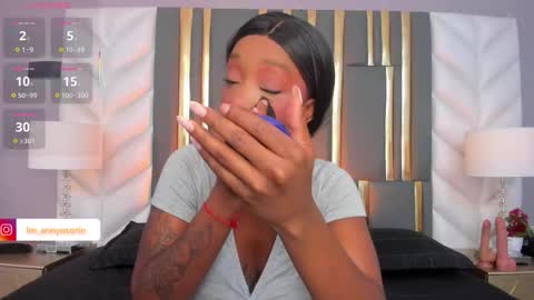 Anny online show from November 19, 7:47 pm