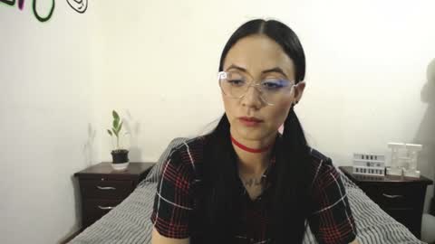 Snapshot of annyroberts_89 chatting on January 24, 11:23 pm Anny online show from January 24, 11:23 pm