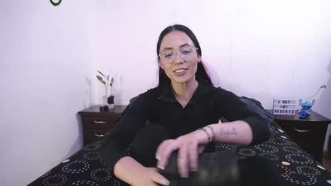 Snapshot of annyroberts_89 chatting on March 8, 11:28 pm Anny online show from March 8, 11:28 pm