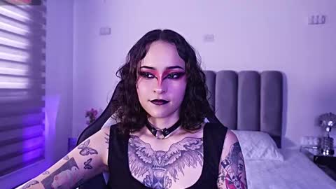 AnnyT online show from February 6, 9:51 pm