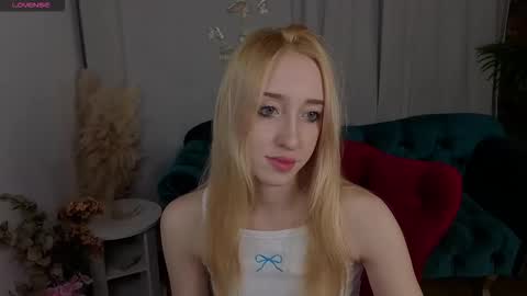 Anora online show from February 3, 7:19 pm