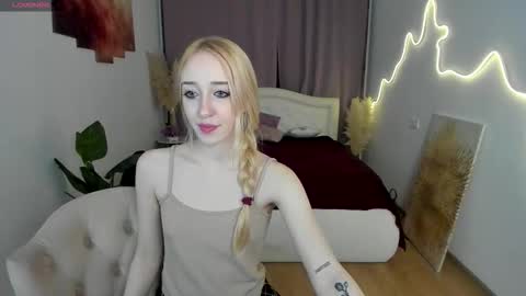 Anora online show from February 5, 7:40 pm