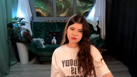 Anora online show from November 5, 7:03 pm