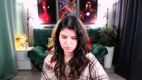 Anora online show from January 14, 6:57 pm