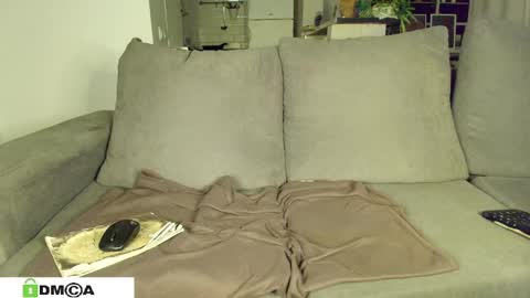 Sexy Ladybug online show from January 10, 1:52 pm