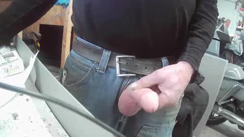 Snapshot of anotherbaldy chatting on November 22, 5:12 pm anotherbaldy online show from November 22, 5:12 pm