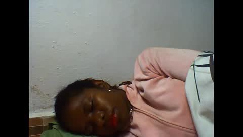 anselmee online show from March 12, 4:18 am