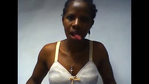 anselmee online show from March 17, 6:50 am