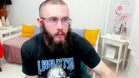 Ant online show from January 10, 4:31 pm