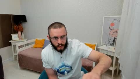 Ant online show from January 13, 1:05 pm