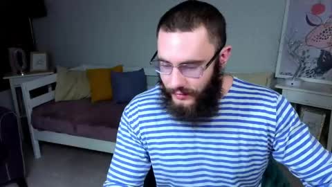 Ant online show from April 28, 7:41 pm