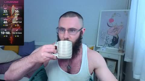 Ant online show from May 7, 7:58 am