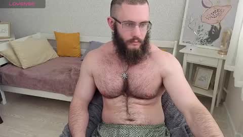 Ant online show from May 10, 3:44 am