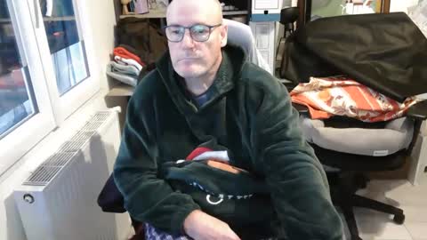 Snapshot of antares590 chatting on January 3, 3:44 pm antares590 online show from January 3, 3:44 pm