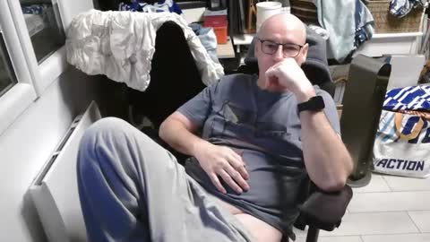 Snapshot of antares590 chatting on March 21, 7:06 pm antares590 online show from March 21, 7:06 pm