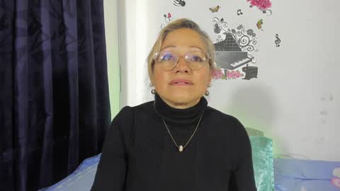 Snapshot of anthonela_mature_ chatting on February 5, 9:29 pm anthonela_mature_ online show from February 5, 9:29 pm
