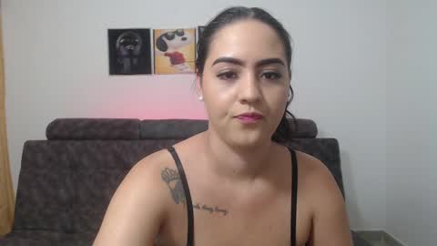Anthonela Queen online show from March 1, 2:23 pm