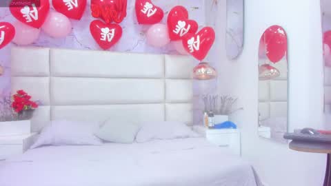 anthonela online show from February 13, 3:39 am