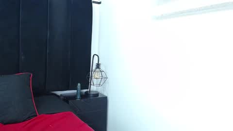 Anthonelaa   online show from March 5, 1:31 am