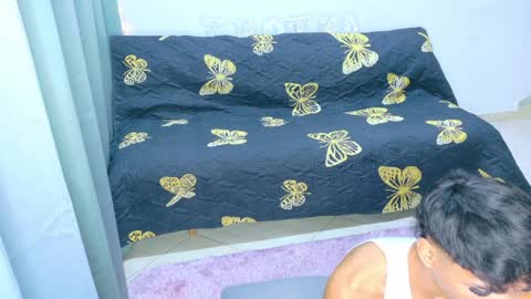 anthoni_lopez online show from April 6, 7:20 am