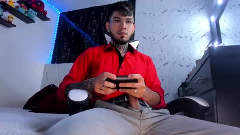 Anthony and Nick online show from October 20, 12:27 pm