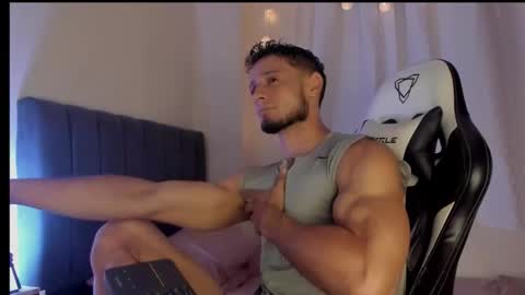 Adonys Creeb online show from September 25, 5:22 am