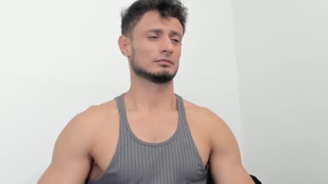 Adonys Creeb online show from October 14, 4:35 am