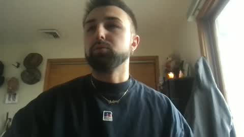 Snapshot of anthonym3 chatting on December 2, 5:30 pm Ant online show from December 2, 5:30 pm