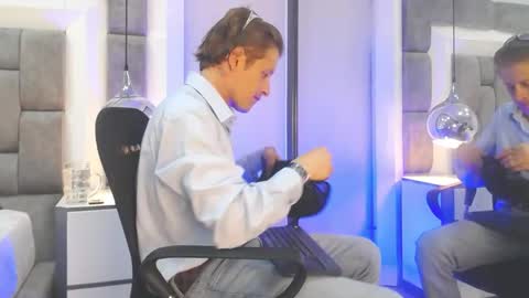 Snapshot of anthonystone_ chatting on May 30, 7:00 pm Anthonny online show from May 30, 7:00 pm